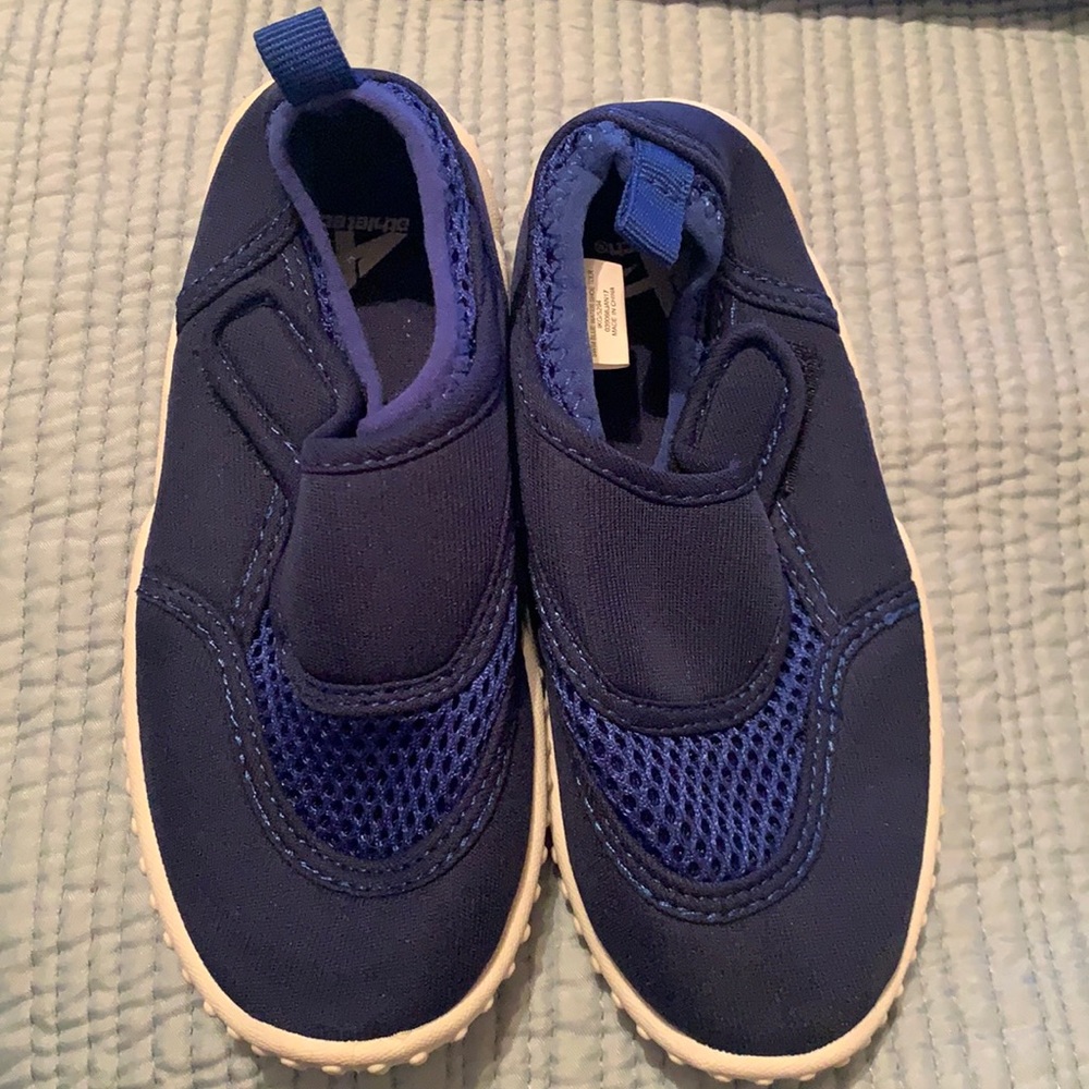 Athletech kids water shoes